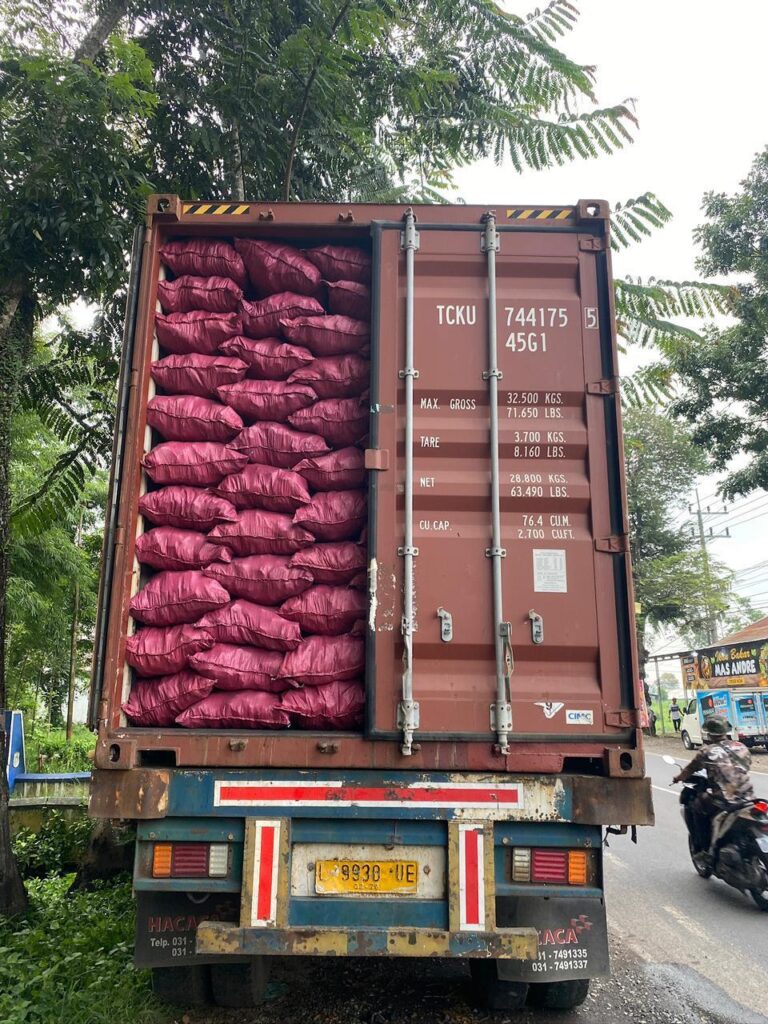 Export Quality Wood Charcoal Indonesia